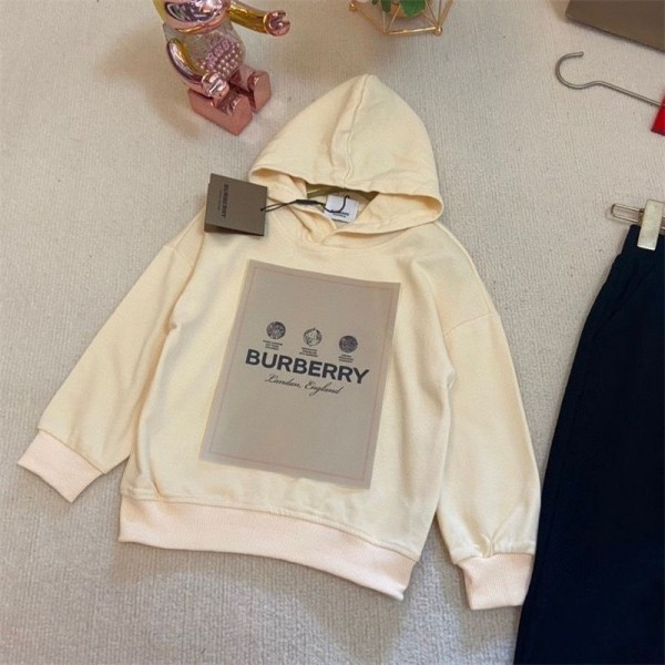 Burberry バーバリーハイブランド 子供服 ジャージ 上下セット 裏起毛 パーカー ロングパンツ スウェット セットアップ 女の子 ビッグキッズ 90 - 160cm ジュニア 秋冬 カジュアル 運動着 暖かい ガールズ ワイドパンツ 防寒着 普段着 厚手 アウトドア