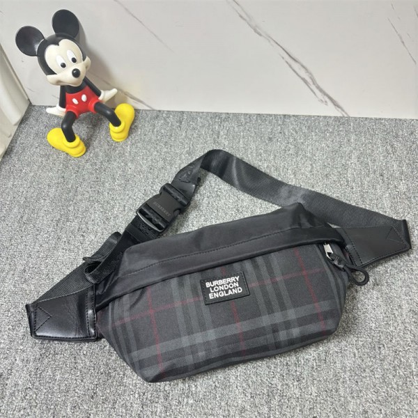 Burberry バーバリーハイブランドボディバッグ ショルダーバッグ 肩掛けバッグ 大容量 軽量 撥水 防犯 スリ対策 止水ファスナー付 多機能 スタイリッシュ 海外旅行 通勤