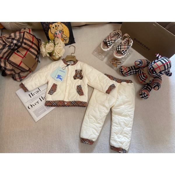 Burberry バーバリーブランドベビーダウンジャケット ダウンパンツ服 中綿コート上下セット2点セットセットアップ 66-120cm キッズダウンコート中綿ジャケットアウター男の子女の子防寒着赤ちゃんボーイズジュニアカジュアル長袖厚手防寒秋冬