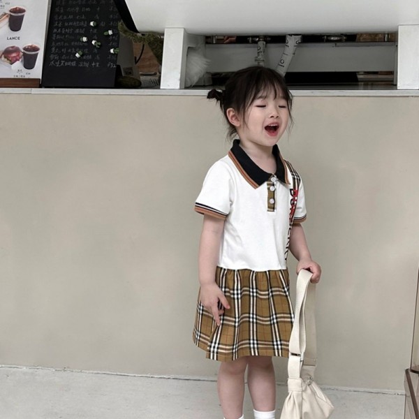 Burberry バーバリーハイブランドキッズ服 チェック柄ワンピース 子供セットアップ 男女兼用 半袖ポロシャツ ショーツ 夏服 おしゃれ 通気性 90-150CM