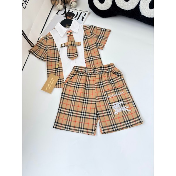 Burberry バーバリーハイブランド 男の子 夏服セットアップ 綿 ベビー 半袖シャツ チャック柄 ショートパンツ 2 点セット 100¬150cm フォーマル キッズ紳士服 入園式 卒園式 結婚式 発表会 こどもの日