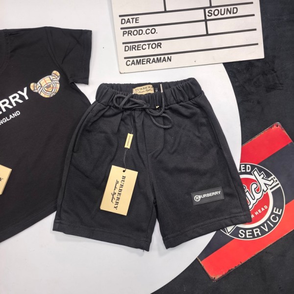 ブランドBurberry バーバリー 子供服 男の子 セットアップ 夏 半袖 Tシャツ ハーフパンツ 上下セット 子供 夏服 90-160cm ジャージ セットアップ 子供 男の子 カジュアル 韓国 キッズ 男の子 夏服 男の子