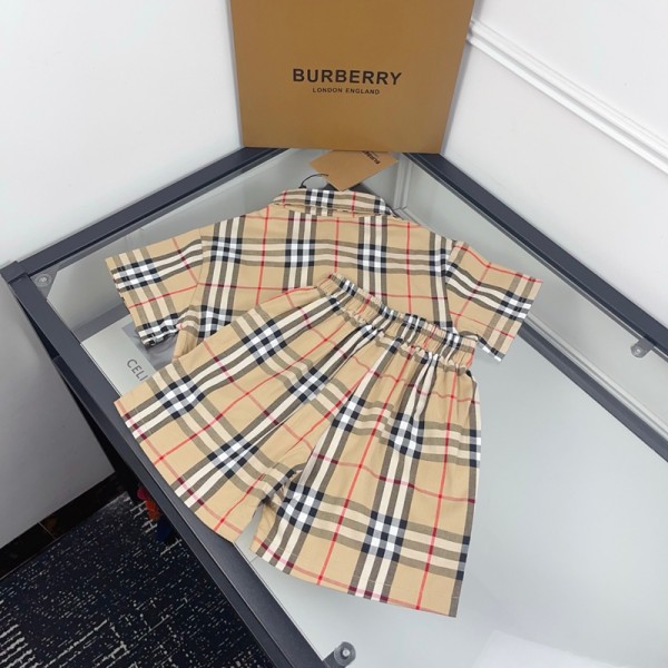 ブランドBurberry バーバリーキッズ服 上下セット 男の子 子供服 チェック柄 シャツ トップス ハーフパンツ セットアップ ボーイズ 半袖tシャツ ショートパンツ 2点セット カットソー ショーツ 90¬150cm 通気 軽量 子ども 夏服 カジュアル