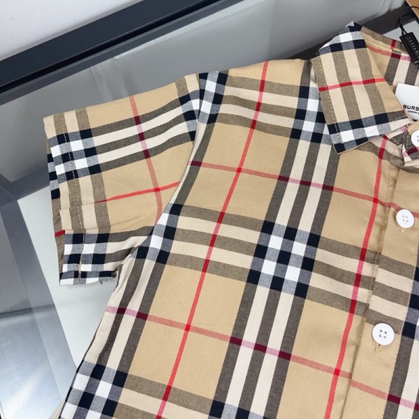 ブランドバーバリー Burberry 子供服 セットアップ 半袖 ポロシャツ 上下セット キッズ服 ベビーウェア 男の子 女の子 半袖セットアップ 夏服 かわいい 上質 90¬150cm 