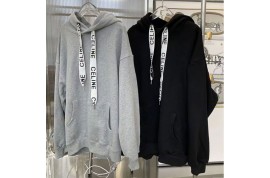 流行り新品 セリーヌパーカー バレンシアガＴシャツ ナイキ＆Supreme スニーカー