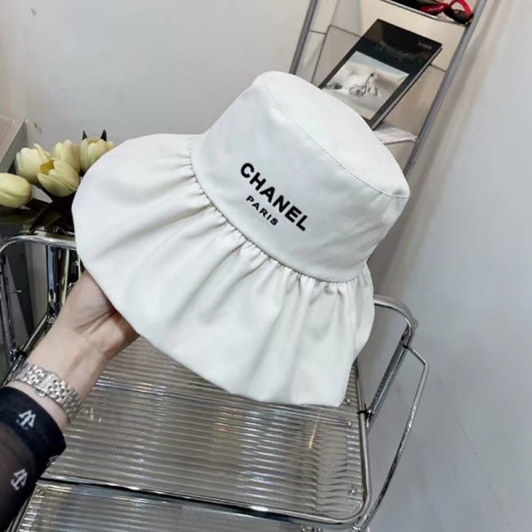 シャネル ブランド漁師の帽子 レディース 夏 日焼け止め バケットハット 定番 黒白2色 CHANEL 小顔効果 漁師の帽子 つば広 折りたたみ帽子