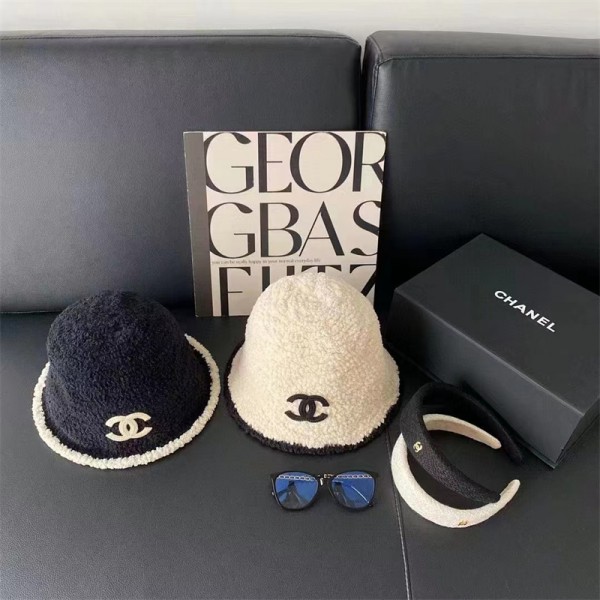 シャネル　CHANEL　帽子　ホワイト　もこもこ　バケットハット　冬