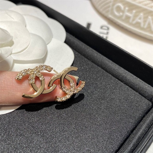 シャネルブランド ピアス ネックレスChanel  おしゃれ レディース 輝き アクセサリー 耳飾り 金属アレルギー対応 ジュエリー プレゼント 誕生日 パーティー