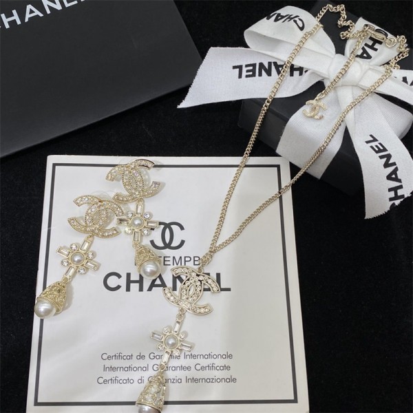 シャネル ピアスハイブランドCHANEL ネックレス レディース エレガント 真珠付きジュエリー キラキラ お洒落 上品 アクセサリー 飾り プレゼント 誕生日