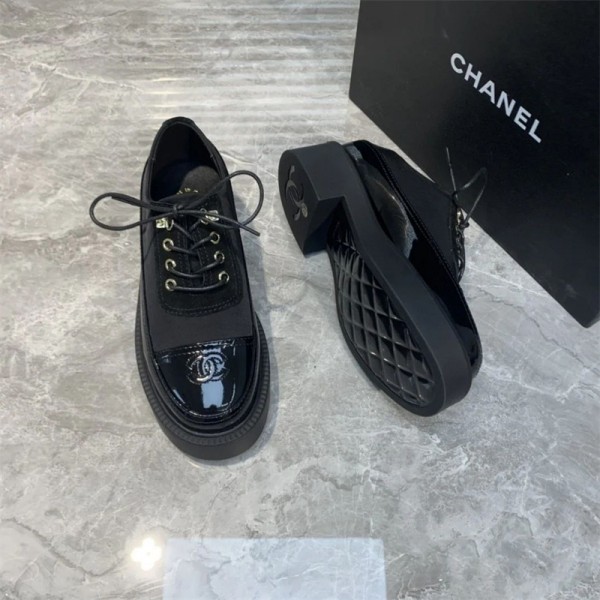 シャネル chanel 靴 厚底 カジュアル 秋 黒白 人気 ファション 22.5～25cm