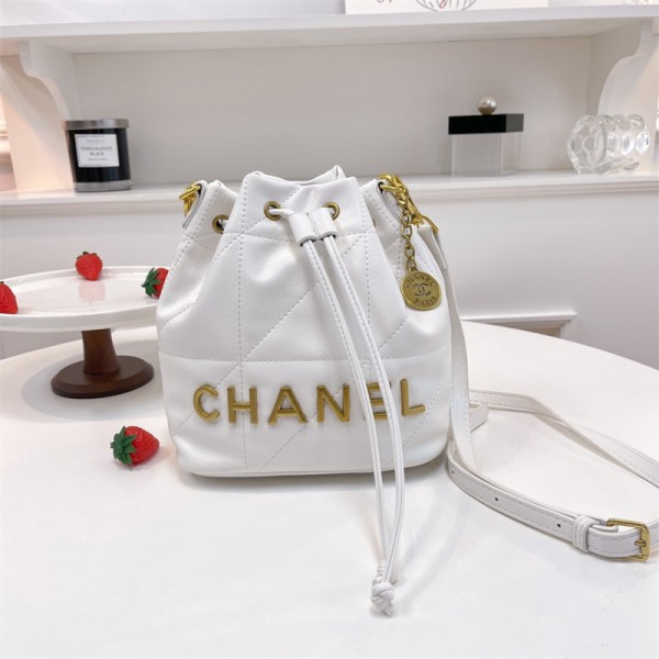 Chanel シャネルハイブランドバケットバッグ ショルダー レディース 斜め掛け ハンド 通勤 大容量 手提げバッグ PU 撥水加工 シンプル カジュアル 人気 お出かけ 軽量 ギフト 女性用