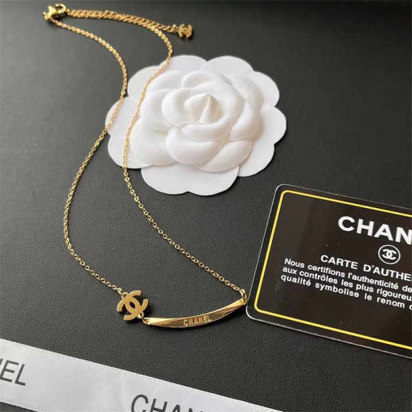 Chanel ブランド スマイル ネックレス レディース シャネル 人気 ネックレス ペンダント 金属アレルギー対応 シンプル ネックレス 最高級のキュービックジルコニア 記念日 プレゼント