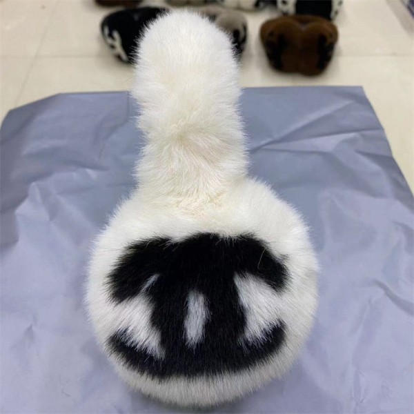 シャネルブランド耳当て レディース イヤーマフ 防寒 メンズ chanel イヤーウォーマー フェイクファー ふわふわ 耳カバー 極厚ボア 暖かい 小顔効果 360度折畳み イヤーマフラー 可愛い 防寒対策 フリーサイズ 男女兼用 通勤 通学 旅行