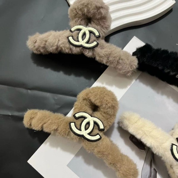 Chanel シャネル ブランド ヘアクリップ 4色 大きめ もふもふ しっかりとまる 濃密な髪も使用でき ヘアアクセサリー 大人 おしゃれ シンプル 可愛い 通勤 出掛け プレゼント