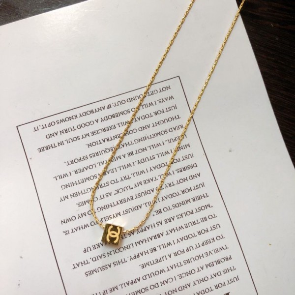 シャネル ネックレス レディース キュービックジルコニア CHANEL ペンダント ダブルリング 人気 華奢 ローズゴールド ゴールド プラチナ アジャスター付き 金属アレルギー対応 本物ジュエリー