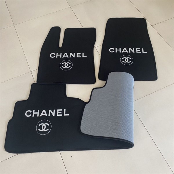 ブランドシャネルカーマット Chanel 車用フロアマット 4枚セット カーフロアマット 車用マット フロント2枚 リヤ2枚 カー用品 軽自動車/普通車/Suv かわいい カー装飾 保護マット 防水 汚れ防止 滑り止め 丸洗いOK 四季通用