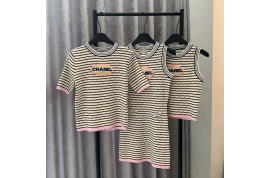 ブランドシャネルサマーニット バレンシアガセレブ愛着ビキニ プラダ厚底スリッパ