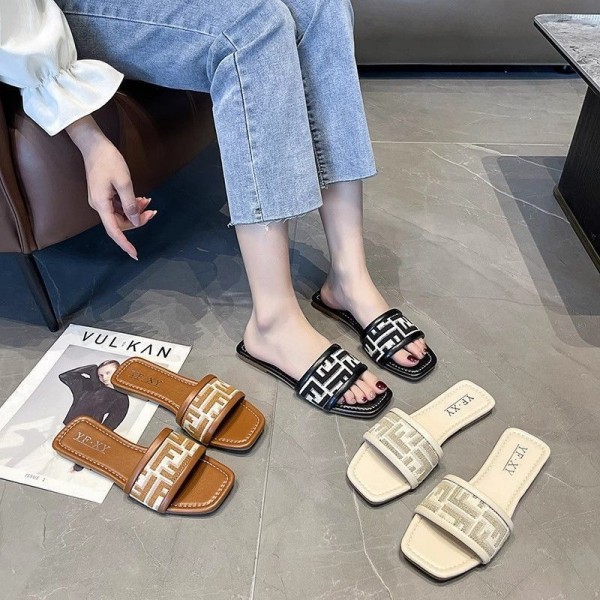 Fendi フェンディブランド お出かけスリッパ ミュールサンダル ローヒール サンダル レディース 滑り止め ビーチサンダル 歩きやすい フラット サボ おしゃれ スリッパ デイリー 夏 美脚 フェミニン 大人 可愛い 通勤 オフィス 225¬260CM