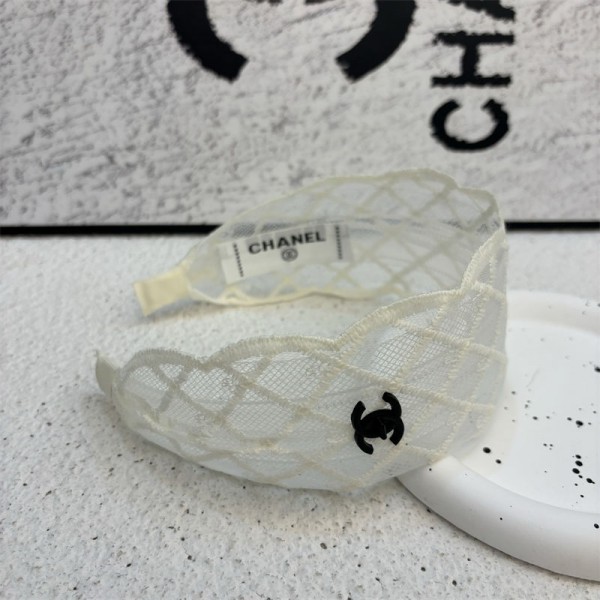 Chanel シャネルハイブランドヘアアクセサリーワイドレースカチューシャ ワイドヘッドカットアウトヘッドバンド レースのヘッドバンド ヘアターバンカチューシャ ワイドサイドプレスヘッドバンド ワイドヘッドバンド ファッションヘッ