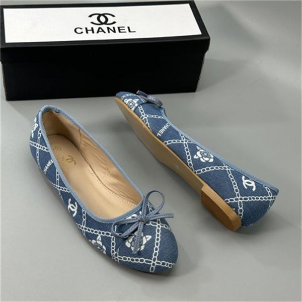 Chanel シャネルブランド ミュール レディース デニムバレーシューズ フラット バレエ シューズ 気質 痛くない ロー ヒール 通勤 オフホワイト 美脚 可愛いブランド ローファースリッパ 軽量 235¬260CM