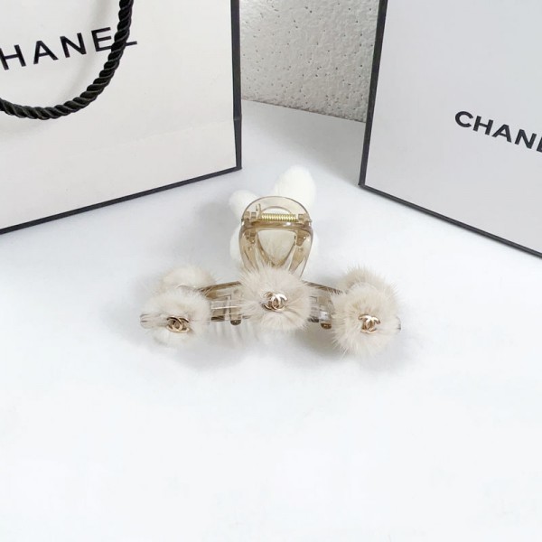 Chanel シャネルハイブランドヘアアクセサリー グリップ スタイリング ぬいぐるみ 大型秋冬ヘアクリップ ヘアピン かわいい クロスヘアグリップ 髪を巻く ファッション