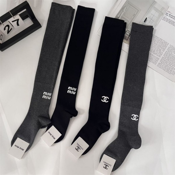 Chanel シャネルハイブランド 超ロング サイハイソックス 綿 太もも丈 女性 オーバーニーソックス ロングソックス ニーハイ ソックスコットン 柔らか 着圧 美脚 防寒 防風 保温 靴下 Chanel シャネルハイブランド 超ロング サイハイソックス 綿 太もも丈 女性 オーバーニーソックス ロングソックス ニーハイ ソックスコットン 柔らか 着圧 美脚 防寒 防風 保温 靴下