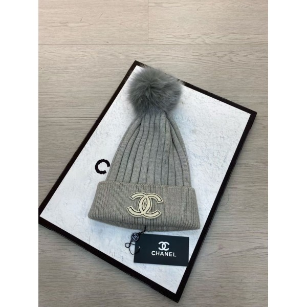 ハイブランドChanel ニット帽 レディース 冬 ポンポン付き 厚手 裏起毛 保温 防風防寒 柔らかい シャネル毛糸の帽子 ニットキャップ おしゃれ ココマーク 可愛い 小顔効果 スキー 通勤 通学