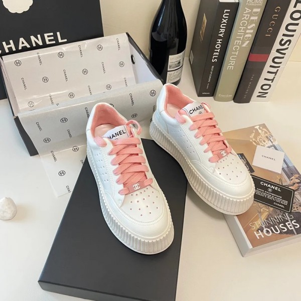 Chanel シャネルブランドシューズ レディース スニーカー 靴 PUレザー ランニングシューズ 白 厚底 225～250cm スポーツシューズ 運動靴 ダッドスニーカー ウォーキングシューズ レースアップ カジュアル 通気性 通勤 通学 ローカット
