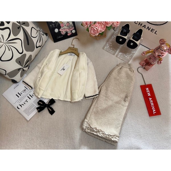 Chanel シャネルハイブランド子供ボアジャケット 裏起毛パンツ 女の子セットアップ ボアブルゾン キッズ 中綿フリースコート ワイドパンツ ガールズ モコモコ アウター 90-160cm ファージャケット 厚手 暖かい 