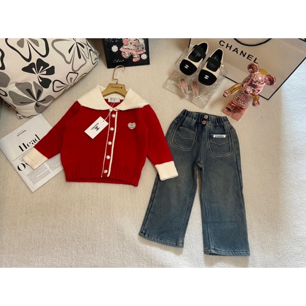 Chanel シャネルブランド子供服 女の子 セーターコート デニムパンツ 上下2点セット ガールズ長袖ニット デニムズボン(裏起毛) キッズ コート  トップス ジーンズ ワイドパンツ ゆったり ハイウエスト 着痩せ 90¬140cm
