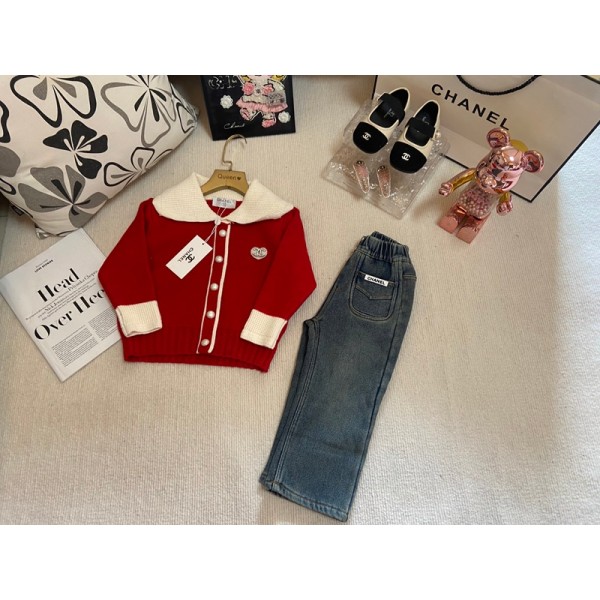 Chanel シャネルブランド子供服 女の子 セーターコート デニムパンツ 上下2点セット ガールズ長袖ニット デニムズボン(裏起毛) キッズ コート  トップス ジーンズ ワイドパンツ ゆったり ハイウエスト 着痩せ 90¬140cm