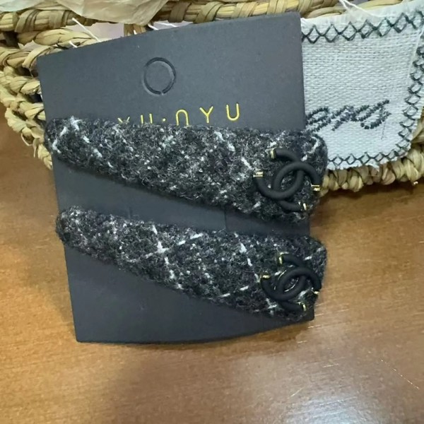 Chanel シャネルブランド前髪クリップ 2枚セット 跡がつかない 黒 ヘアピン 前髪 ツイード ヘアクリップ ヘアピン 髪留め ヘアアクセサリー 女の子 レディース