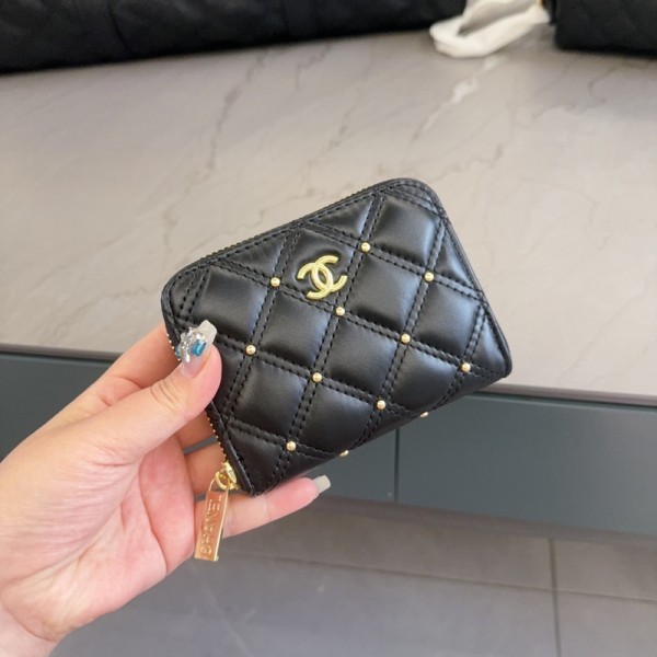 Chanel シャネルハイブランドボストンバッグ 化粧ポーチ 財布 3点セット ブランドハンドバッグ 旅行バッグ 2WAY バッグ ハイブランドミニバッグコーデ