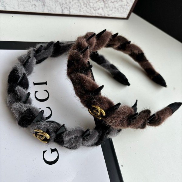 Chanel シャネルブランド ファー スパイク カチューシャ ヘッドバンド ブラウン/グレー 毛皮 ヴィンテージ風 レディース ヘアアクセサリー
