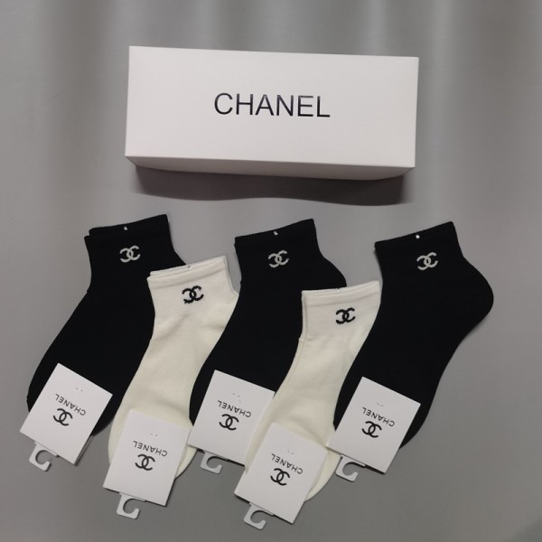 Chanel シャネルハイブランド ショートソックス 綿製レディース向け 靴下 かわいい コットン靴下 メンズ 通気性ブランドソックス 男女兼用 ファッション 5足セット