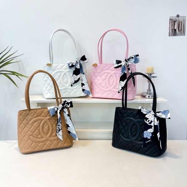 Chanel シャネルハンドバッグハイブランド肩掛けバッグブランド男女兼用レディース手提げバッグブランドカジュアルブランドミニバッグコーデ