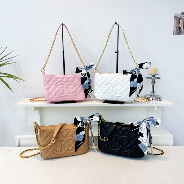 Chanel シャネルハイブランド ショルダーバッグ レディース チェーンバッグ 肩掛け バッグ レザーバッグ セレブ愛用 斜めがけ 2way おしゃれ 大容量 柔らかい シンプル カジュアル 手持ち 人気 通勤