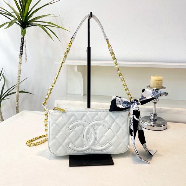 Chanel シャネル斜め掛けカバン ハイブランドチェーンバッグ 鞄 レディース肩掛けバッグ ブランドカジュアルブランドミニバッグコーデ