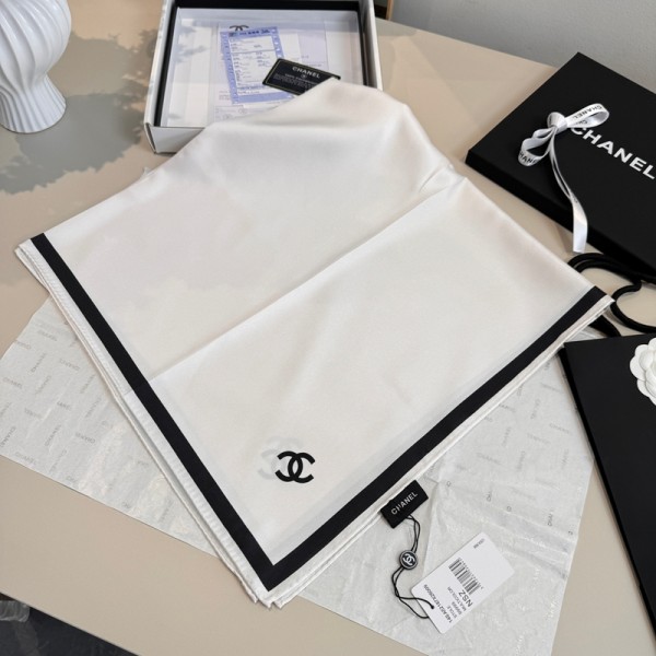 シャネルブランドChanel スカーフ レディース 正方形 シルクスマーフ 春秋スカーフ 大判 通勤 旅行 バッグ オーナメント用 バンダナ ギフト 気質 90cm