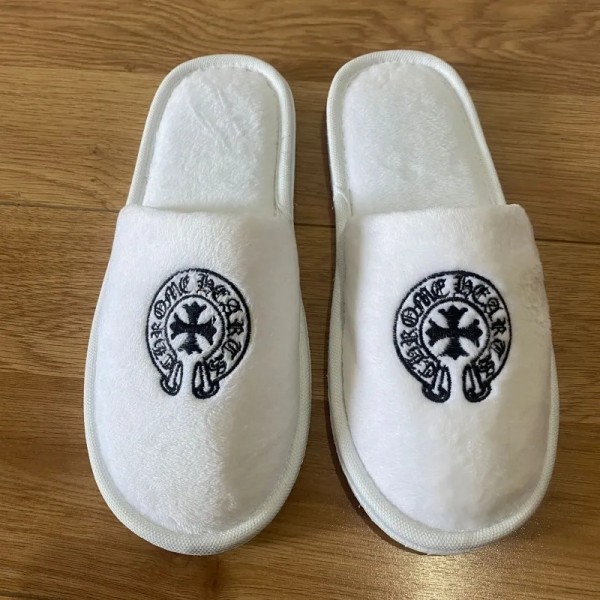 クロムハーツ Chrome Heartsブランド秋冬スリッパ おしゃれ 親子ボアスリッパ 室内 キッズ用ルームシューズ 冬 あったか 暖かい 人気 超軽量 滑り止め 静音 疲れない 厚底 低反発 来客用 室内履き 230¬270cm 洗える オールシーズン用 男女兼用
