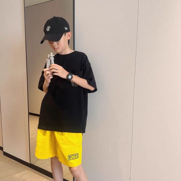 クロムハーツ Chrome Hearts 子供tシャツ ハイブランドボーイズTシャツ キッズ服 子供 男の子 夏 100％綿 半袖 薄手 ストリート風 通気性 120-170cm 伸縮性 柔らかい おしゃれ かわいい ボーイズ