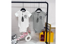 クロムハーツ赤ちゃん服 ミュウミュウ半袖Ｔシャツ ルイヴィトン肩掛けバッグ