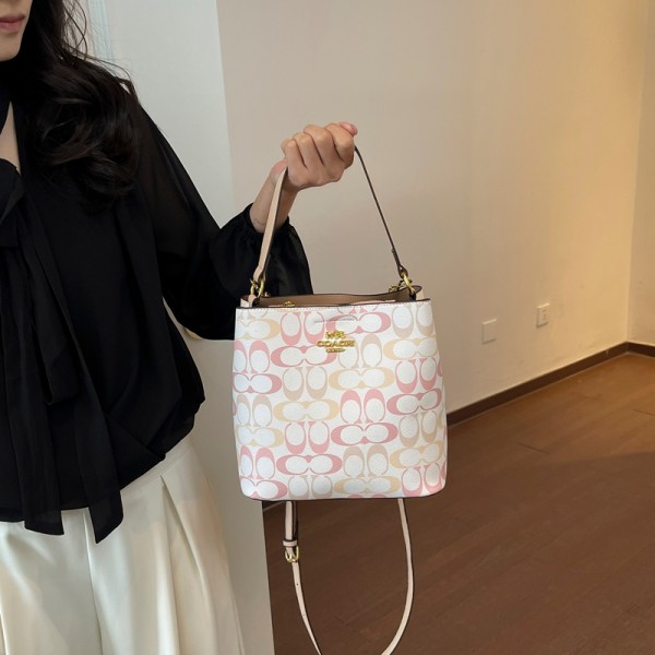 Coach コーチ ブランドショルダーバッグ 女性 ブランド ハンドバッグ 肩掛けバッグ ブランド男女兼用 レディース バケットバッグ ブランド カジュアル