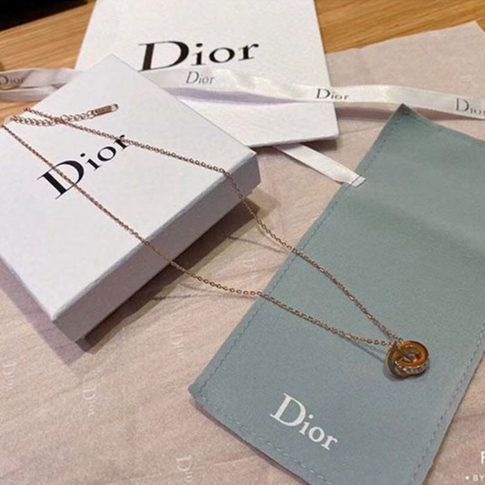 Dior ネックレス おまけで箱付けます