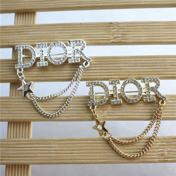 ディオール ブローチ レディースDIOR キラキラ ラインストーンロゴ ブローチ コサージュ アクセサリー ジュエリー 人気 プレゼント ギフト バレンタイン プレゼント