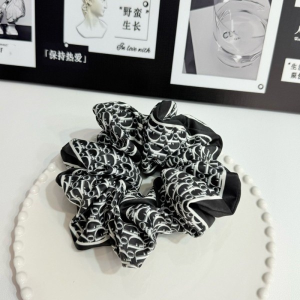 Dior ディオールハイブランドシュシュ ヘアゴム シュシュおしゃれ 大人 ボリューム 大きめ サテンシュシュ シンプル 髪飾り レディース エレガント ヘアアクセサリー 