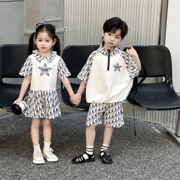 Dior ディオールブランドキッズ服 半袖Tシャツ&ショートパンツ セットアップ 女の子 ワンピース 男の子 上下セット 総柄ロゴ コンビ 兄弟コーデ 100-160cm 姉妹コーデ 夏服 ベビー服 子供服 お揃い おしゃれ