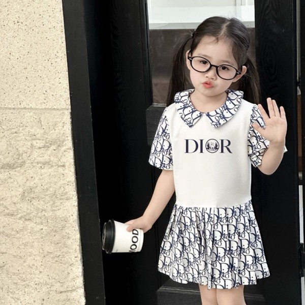 Dior ディオールブランドキッズ服 半袖Tシャツ&ショートパンツ セットアップ 女の子 ワンピース 男の子 上下セット 総柄ロゴ コンビ 兄弟コーデ 100-160cm 姉妹コーデ 夏服 ベビー服 子供服 お揃い おしゃれ