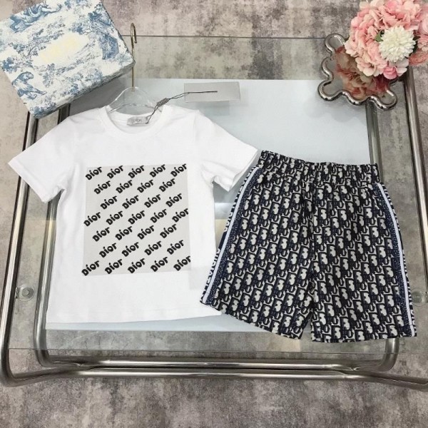 ブランドDior ディオール子供服 半袖tシャツ ショートパンツ 短パン 男の子 女の子 綿 上下セットアップ 夏服 90-160cm キッズ 普段着と部屋着兼用 男女兼用 上着 ルームウェア カジュアル クールネック