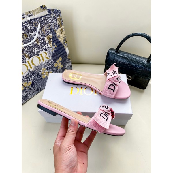 Dior ディオールハイブランドスリッパ ピンクリボンロゴ付きフラットスライドサンダル レディース カジュアル ビーチサンダル 室内スリッパ 通勤 夏 お出かけ 柔らか履き心地 225~250mm